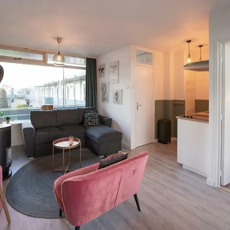 Amsterdam 90 Apartment