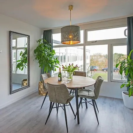 Apartment Amsterdam 90 *