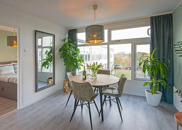 Apartment Amsterdam 90 *